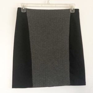 Laundry by Shelli Segal skirt